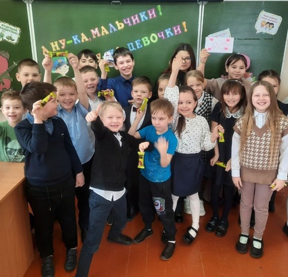 Празднование 23 февраля и 8 марта